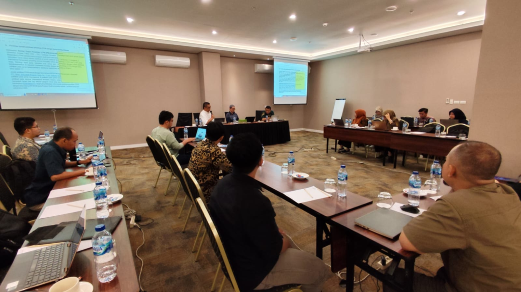 Acara Konsyinyering Akhir Penyusunan Borang Akreditasi Prodi Informatika image